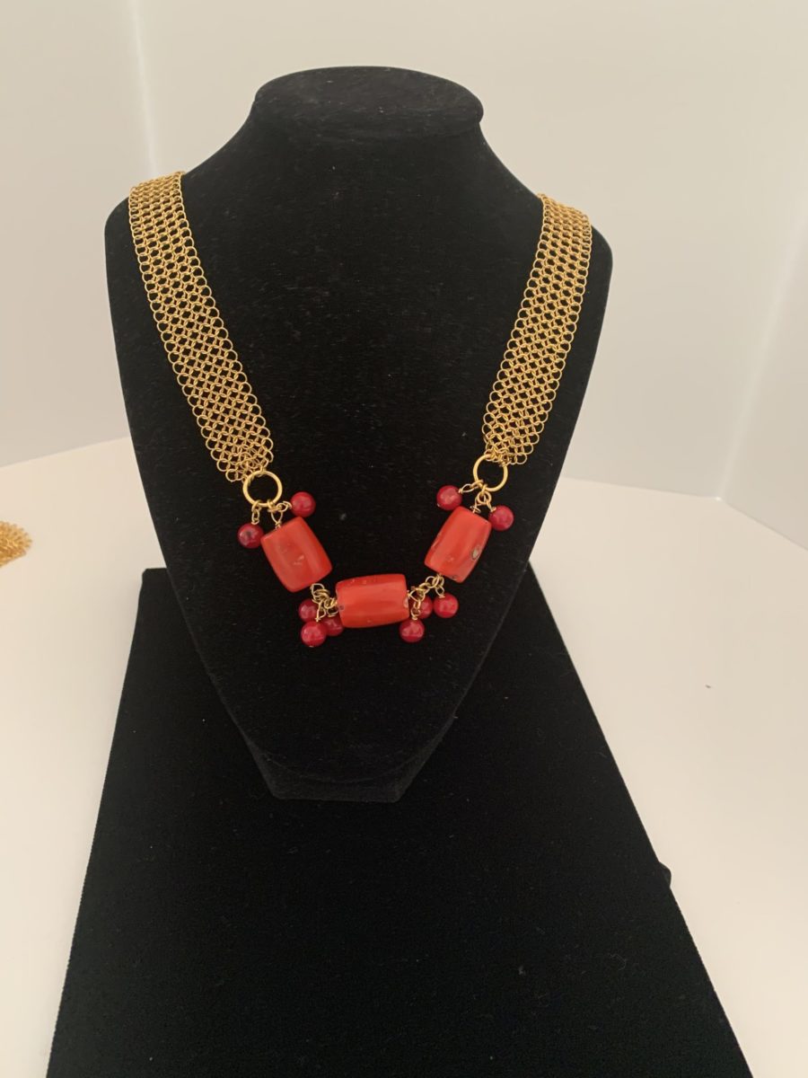 Coral Mesh Gold Necklace